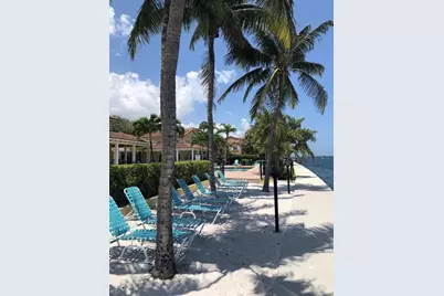 1040 Lake Shore Drive #206, West Palm Beach, FL 33403 - Photo 1