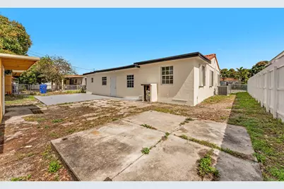 830 NW 30th Court, Miami, FL 33125 - Photo 27