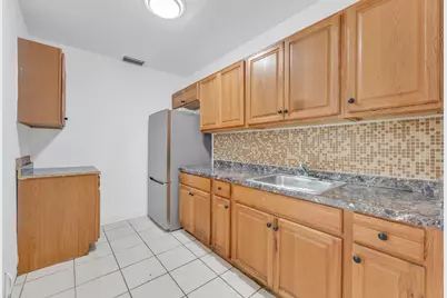 830 NW 30th Court, Miami, FL 33125 - Photo 9