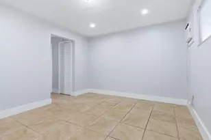1964 NE 172nd St, North Miami Beach, FL 33162 - Photo 11