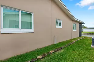 4905 NW 47th Ave, Tamarac, FL 33319 - Photo 5