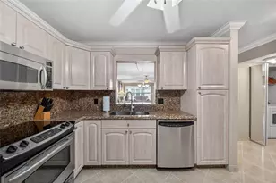 18730 Stewart Cir, Boca Raton, FL 33496 - Photo 9