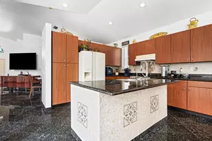 3274 NW 22nd Ave, Oakland Park, FL 33309 - Photo 9