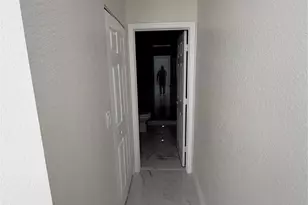 5473 NW 90th Ave, Sunrise, FL 33351 - Photo 9