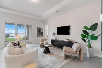 10390 Northbrook Circle, Palm Beach Gardens, FL 33412 - Photo 1