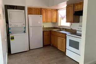 101 NE 41st St, Oakland Park, FL 33334 - Photo 5