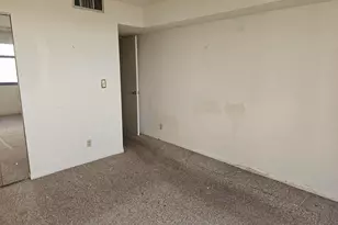 18151 NE 31st Ct, Aventura, FL 33160 - Photo 9