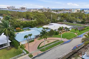 707 N North Lake Dr, Hollywood, FL 33019 - Photo 55