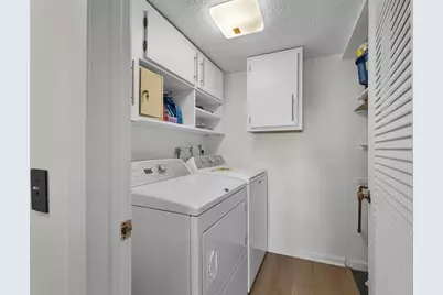 105 Lake Emerald Drive #711, Oakland Park, FL 33309 - Photo 17