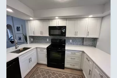 113 Royal Park Drive #1G, Oakland Park, FL 33309 - Photo 7