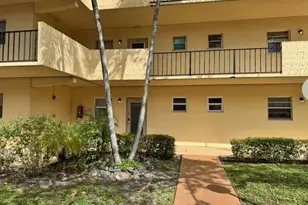 351 Cambridge Rd, Hollywood, FL 33024 - Photo 1
