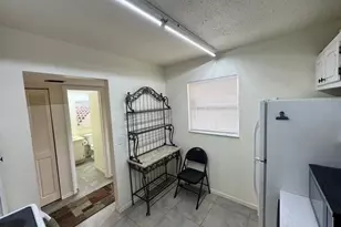 351 Cambridge Rd, Hollywood, FL 33024 - Photo 13