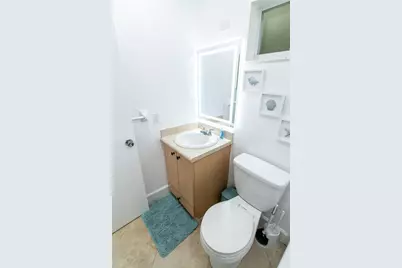 3230 NE 13th Street #203, Pompano Beach, FL 33062 - Photo 9