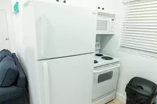 3230 NE 13th St, Pompano Beach, FL 33062 - Photo 11