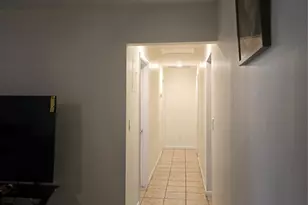 296 Alemeda Dr, Palm Springs, FL 33461 - Photo 37