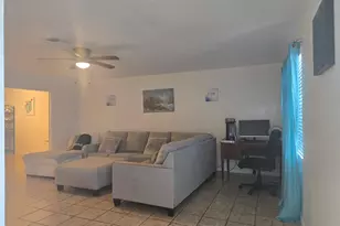 296 Alemeda Dr, Palm Springs, FL 33461 - Photo 31