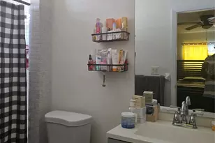 296 Alemeda Dr, Palm Springs, FL 33461 - Photo 43