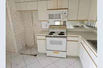 6065 Pointe Regal Circle #105, Delray Beach, FL 33484 - Photo 3