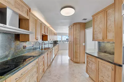 3000 Holiday Drive #1801, Fort Lauderdale, FL 33316 - Photo 21