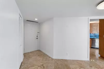 3000 Holiday Drive #1801, Fort Lauderdale, FL 33316 - Photo 3