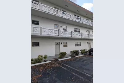 5151 W Oakland Park Boulevard #204, Lauderdale Lakes, FL 33313 - Photo 13