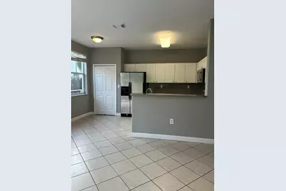 11486 NW 77th Street, Doral, FL 33178 - Photo 7