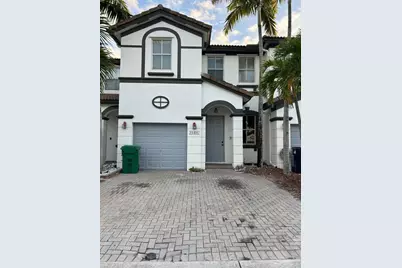 11486 NW 77th Street, Doral, FL 33178 - Photo 1