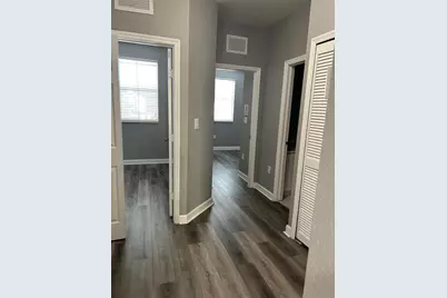 11486 NW 77th Street, Doral, FL 33178 - Photo 13