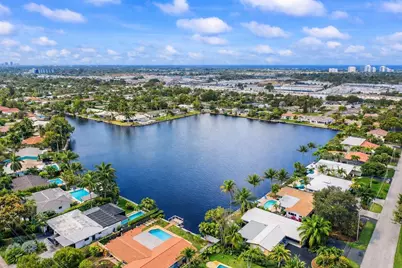 1540 NE 47th Street, Oakland Park, FL 33334 - Photo 3