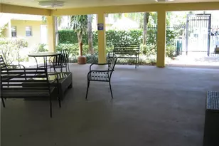 5162 NE 6th Ave, Oakland Park, FL 33334 - Photo 15