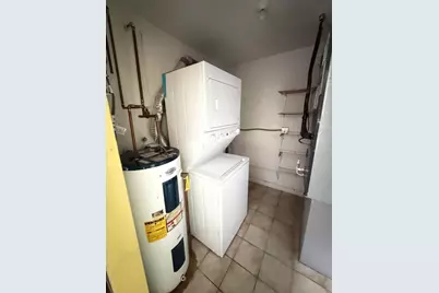 8870 Taft Street, Pembroke Pines, FL 33024 - Photo 13