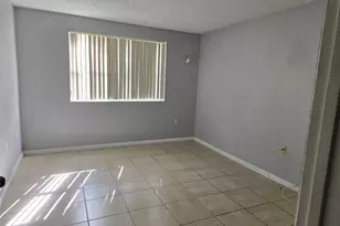 8100 SW 21st Ct, Miramar, FL 33025 - Photo 5