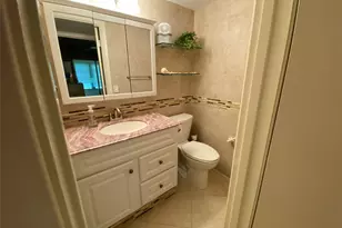 1039 Berkshire B, Deerfield Beach, FL 33442 - Photo 19