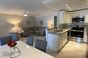 1039 Berkshire B, Deerfield Beach, FL 33442 - Photo 1