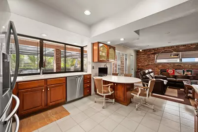 3400 N 47th Avenue, Hollywood, FL 33021 - Photo 9