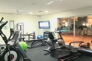 1035 Country Club Dr, Margate, FL 33063 - Photo 63