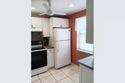 1035 Country Club Drive #206, Margate, FL 33063 - Photo 9