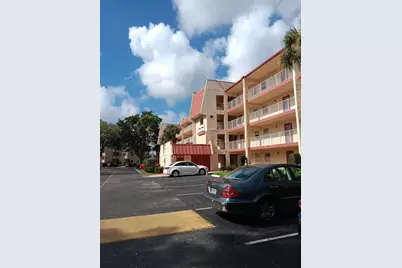 1035 Country Club Drive #206, Margate, FL 33063 - Photo 1