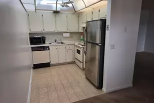 551 SW 135th Ave, Pembroke Pines, FL 33027 - Photo 5