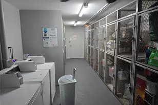 551 SW 135th Ave, Pembroke Pines, FL 33027 - Photo 9