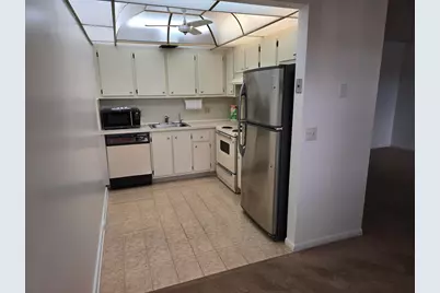 551 SW 135 Avenue #216b, Pembroke Pines, FL 33027 - Photo 5