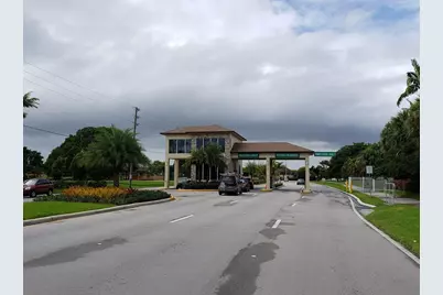 551 SW 135 Avenue #216B, Pembroke Pines, FL 33027 - Photo 11