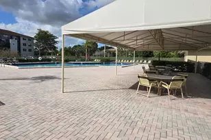 551 SW 135th Ave, Pembroke Pines, FL 33027 - Photo 11