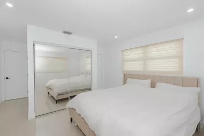 825 Argonaut Isle, Dania Beach, FL 33004 - Photo 17