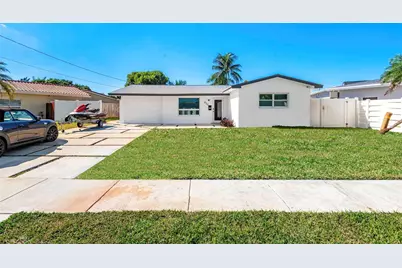 825 Argonaut Isle, Dania Beach, FL 33004 - Photo 29