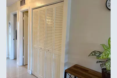 8900 Washington Boulevard #409, Pembroke Pines, FL 33025 - Photo 5