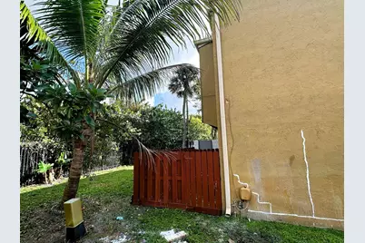 8350 N Missionwood Circle #C-21, Miramar, FL 33025 - Photo 23