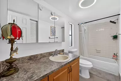 100 NW 217th Terrace, Pembroke Pines, FL 33029 - Photo 9