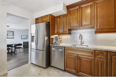 3850 Oaks Clubhouse Drive #408, Pompano Beach, FL 33069 - Photo 23