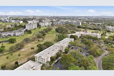 3850 Oaks Clubhouse Drive #408, Pompano Beach, FL 33069 - Photo 45